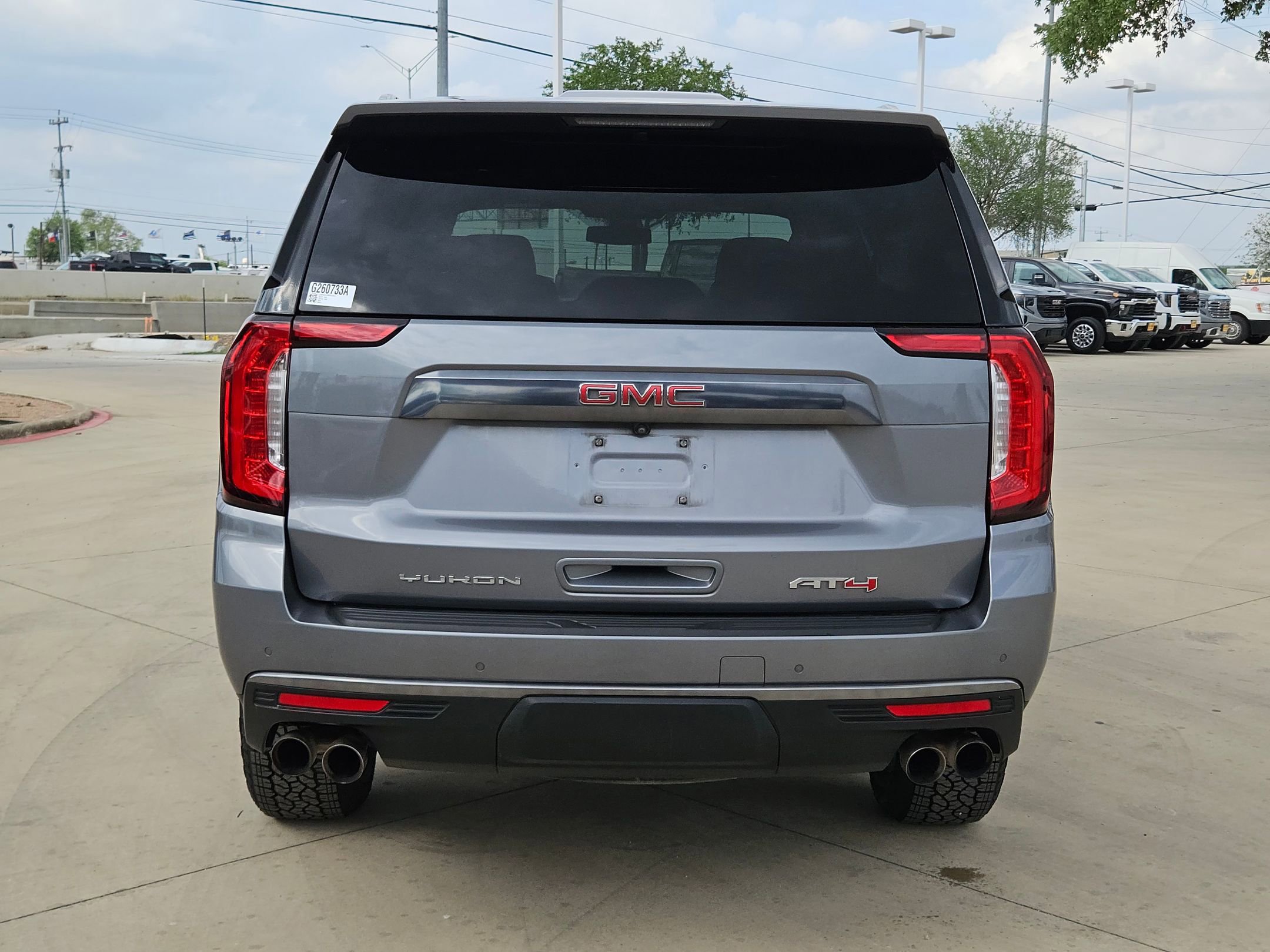 Certified 2022 GMC Yukon AT4 AWD/4WD image 4