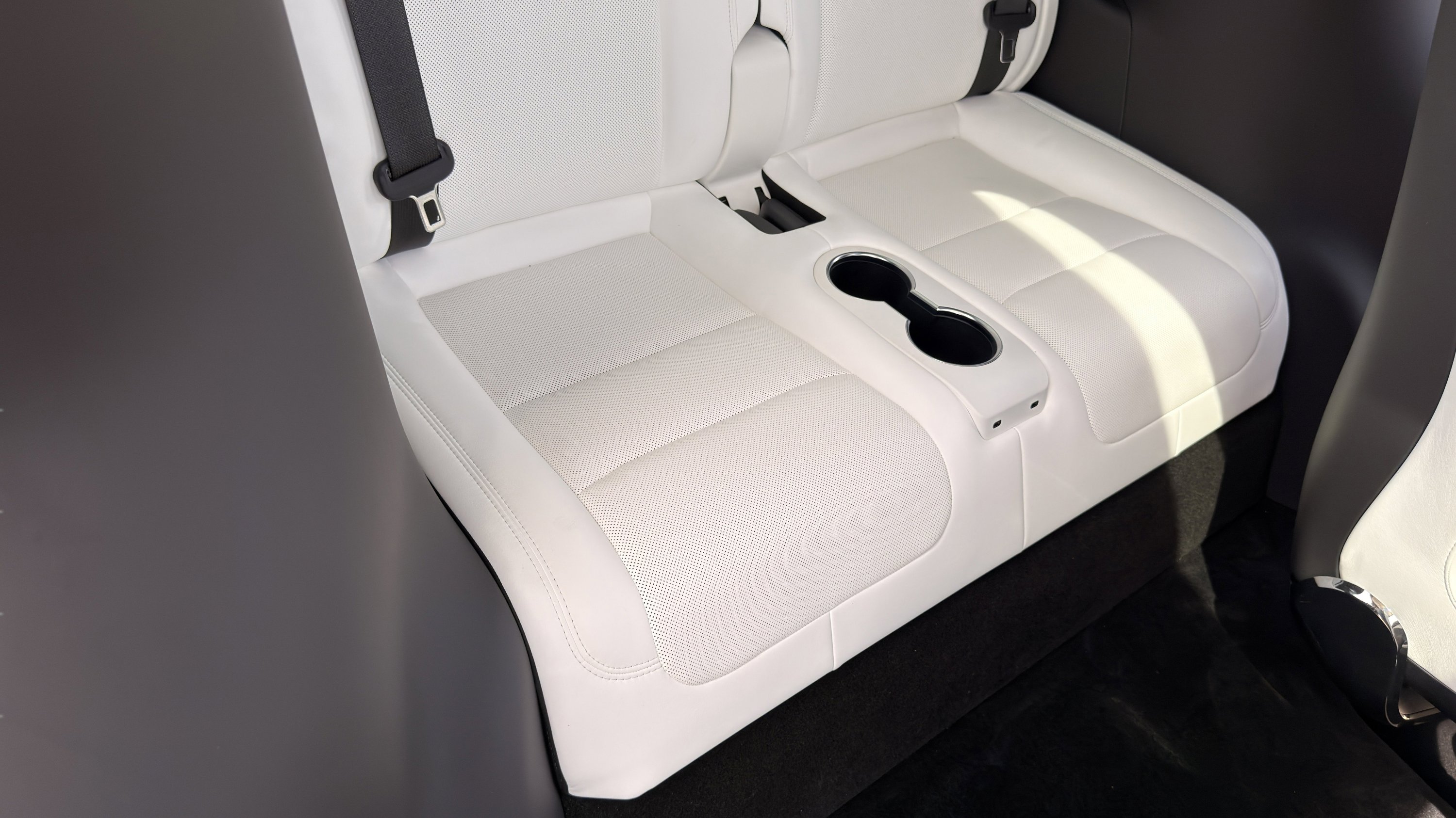 Used 2023 Tesla Model X image 49