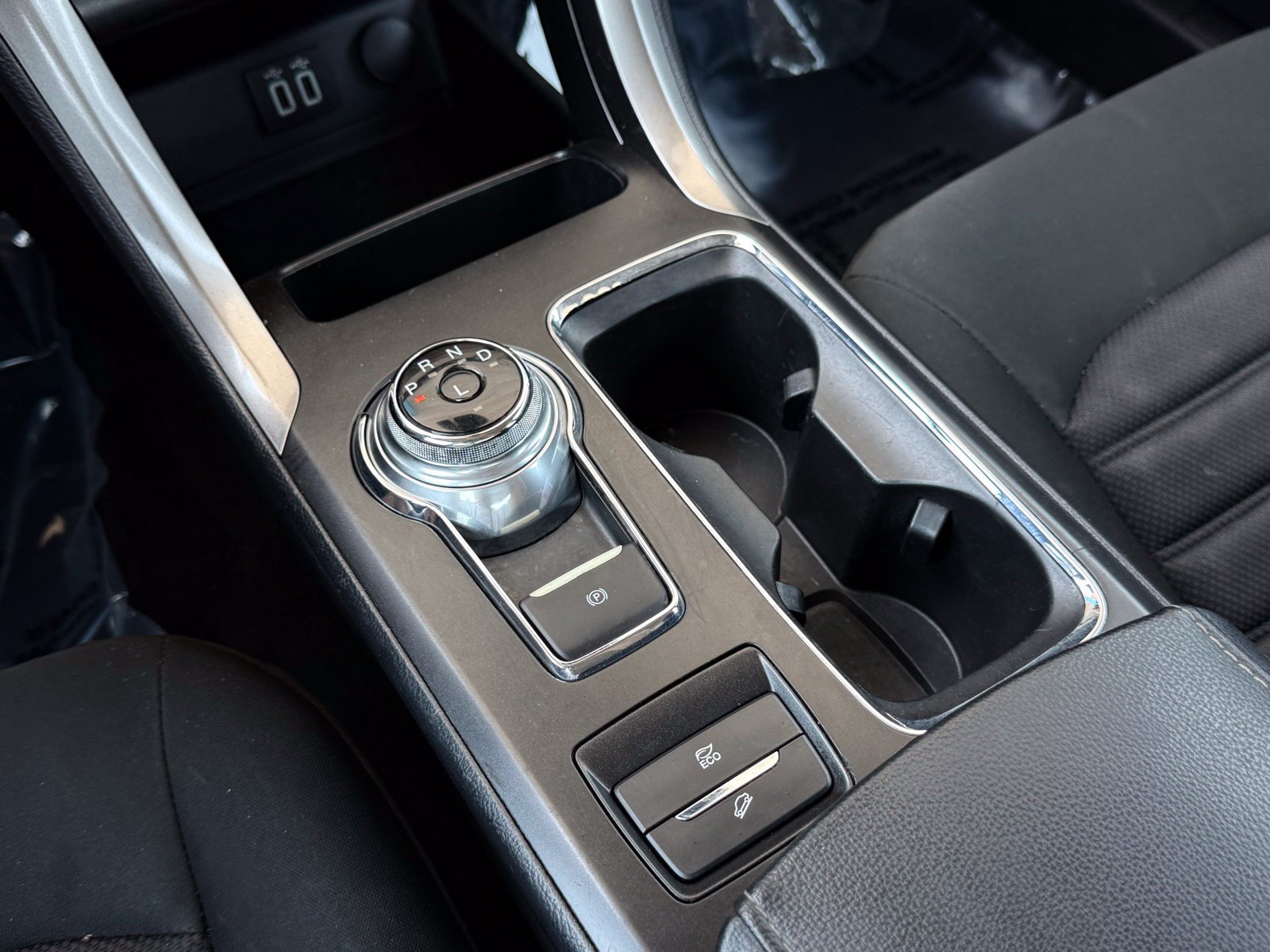 Used 2019 Ford Fusion SE FWD image 33