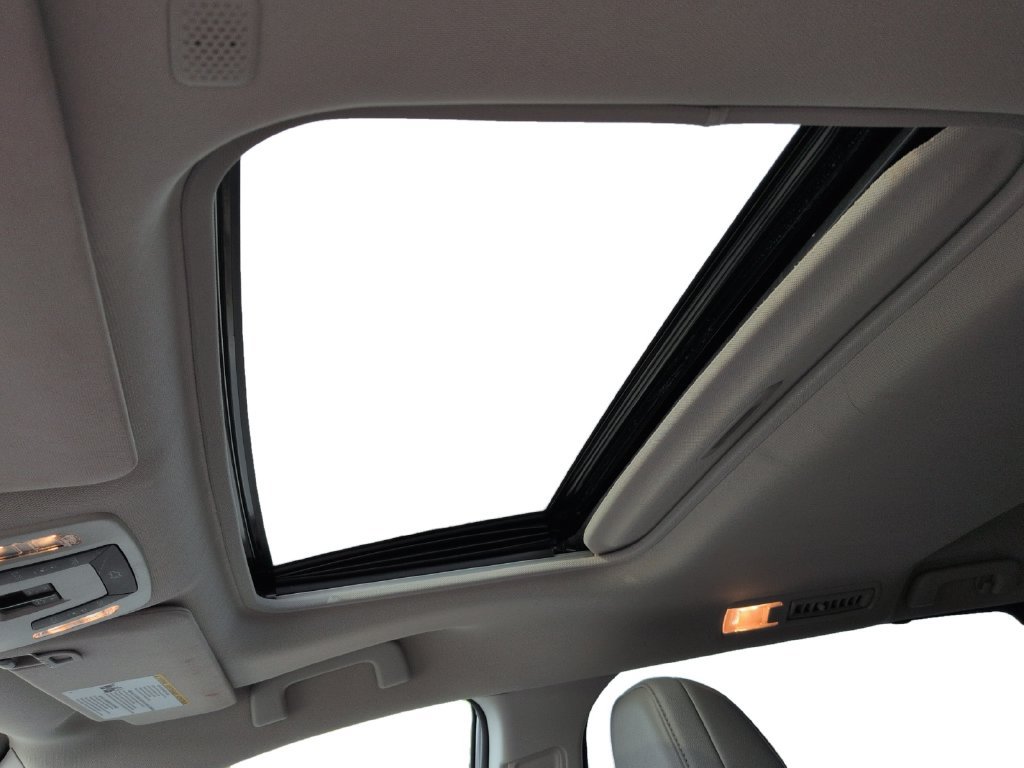 Used 2024 Toyota Sienna XLE FWD image 13