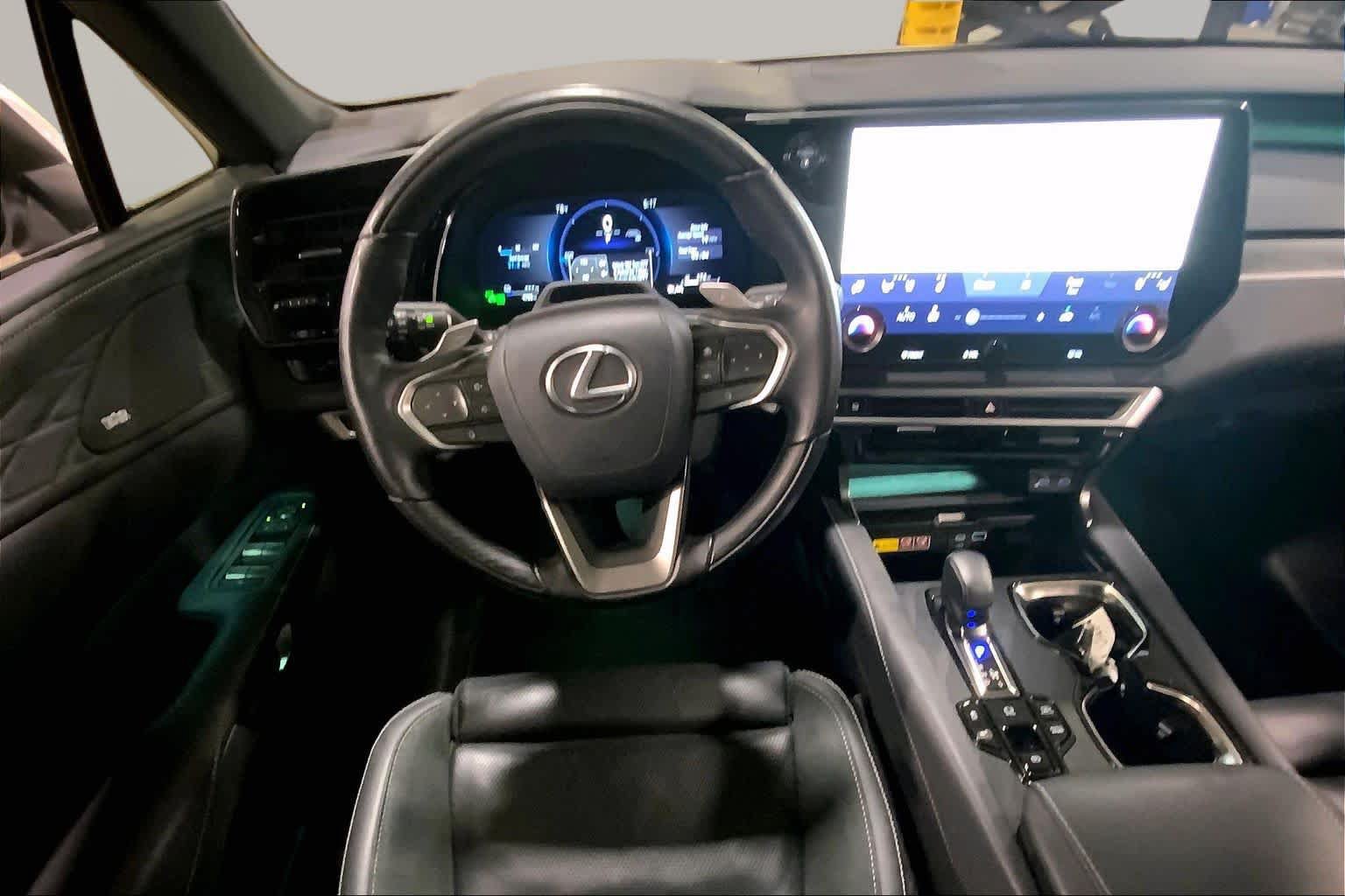 Certified 2025 Lexus RX 450h AWD w/ Convenience Package image 6
