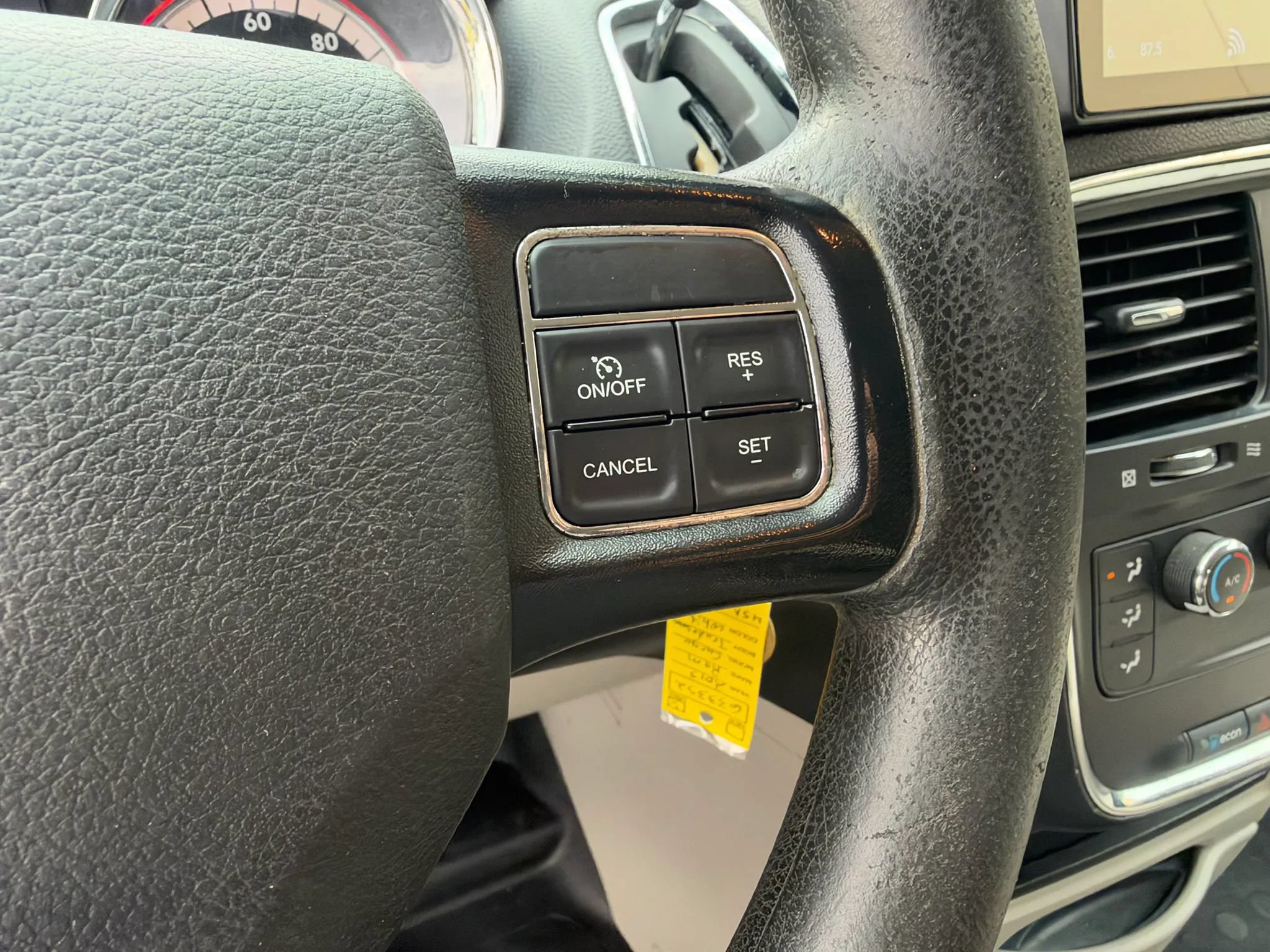 Used 2015 RAM C/V Tradesman FWD image 15
