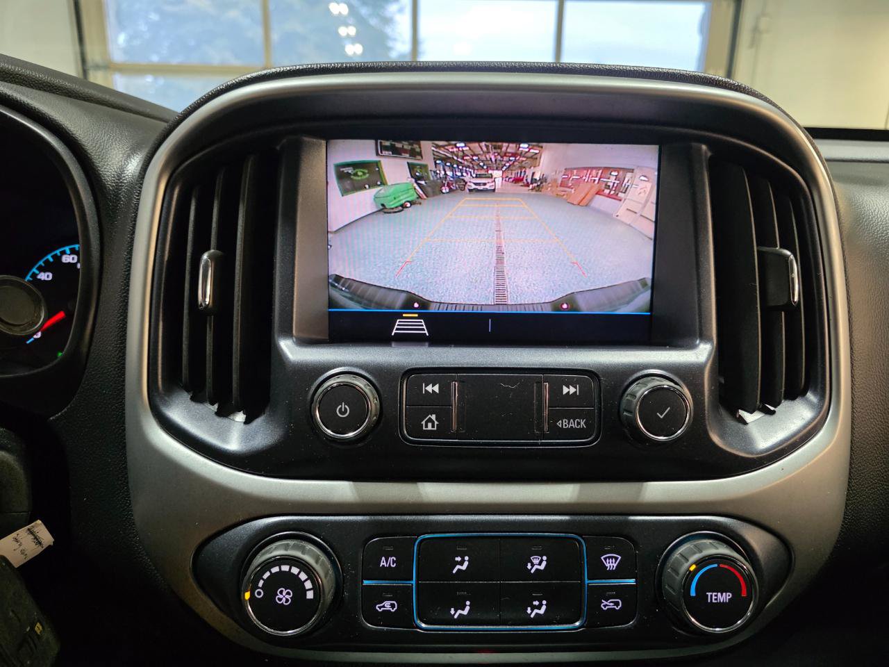 Used 2021 Chevrolet Colorado LT w/ Fleet Safety Package RWD image 27
