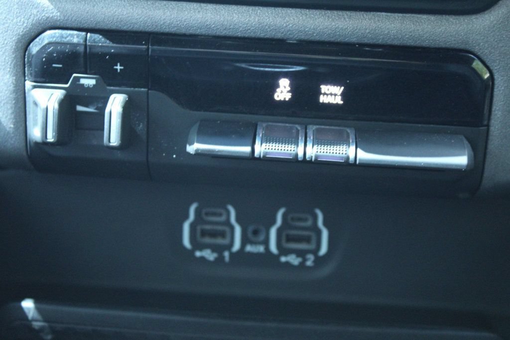 Used 2020 RAM 1500 Big Horn w/ Built-to-serve Edition RWD image 20