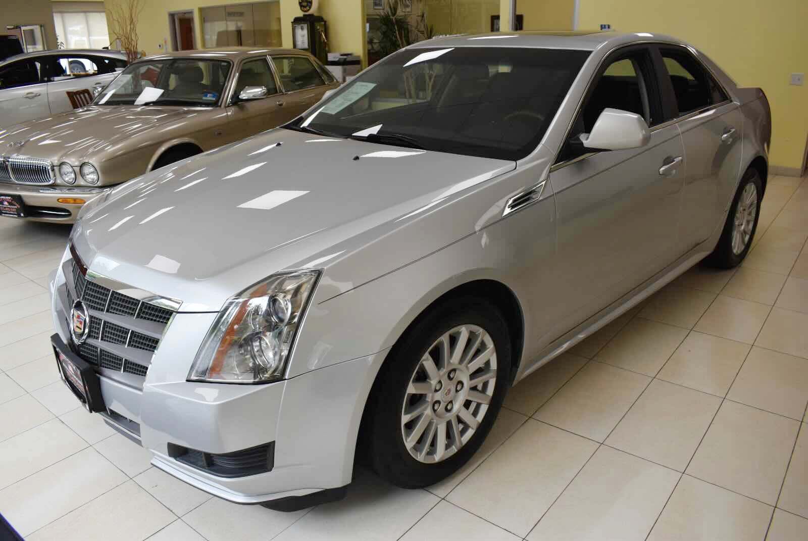 Used 2010 Cadillac CTS Luxury AWD/4WD image 8
