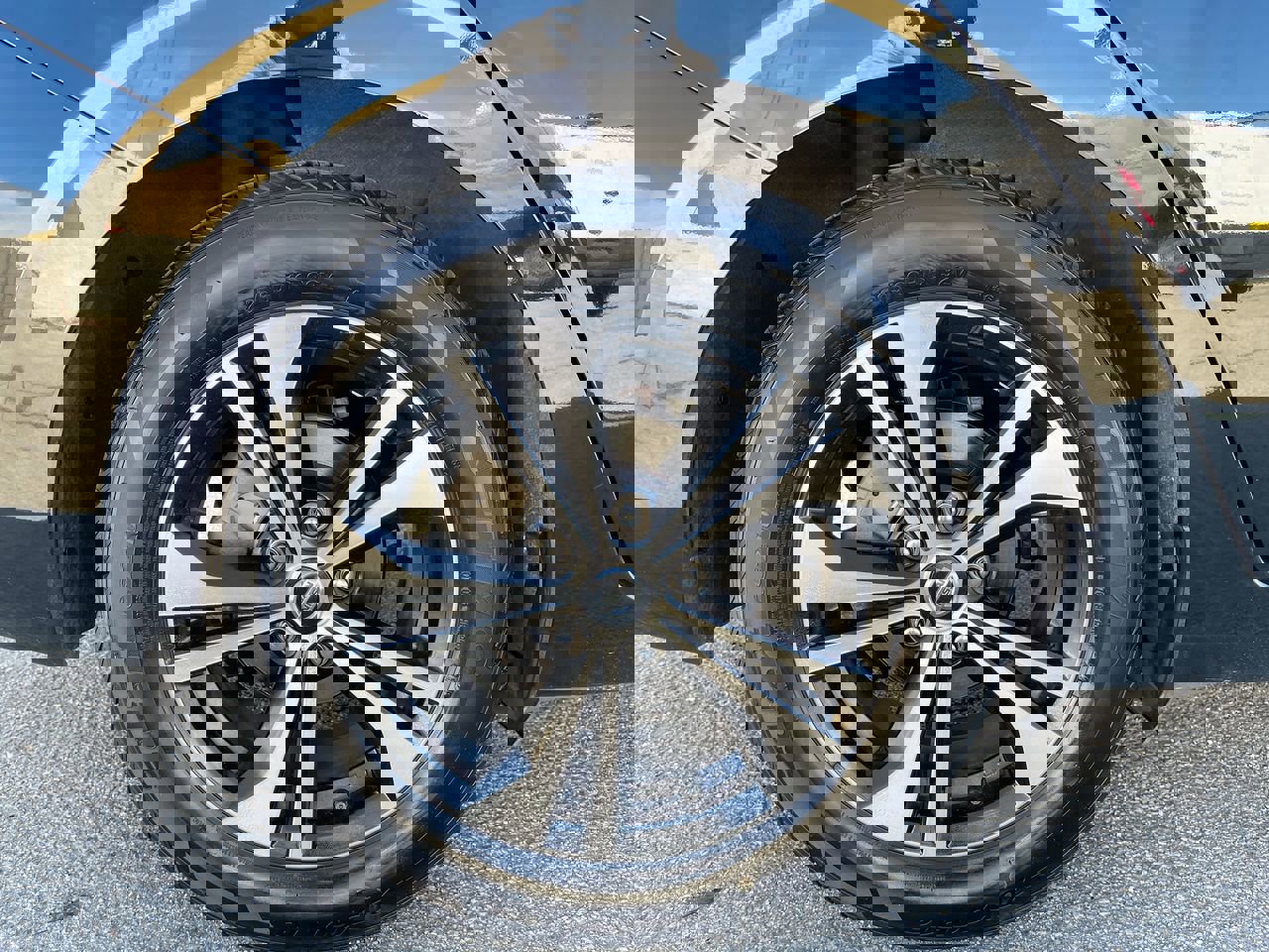 Used 2023 Nissan Sentra SV image 11