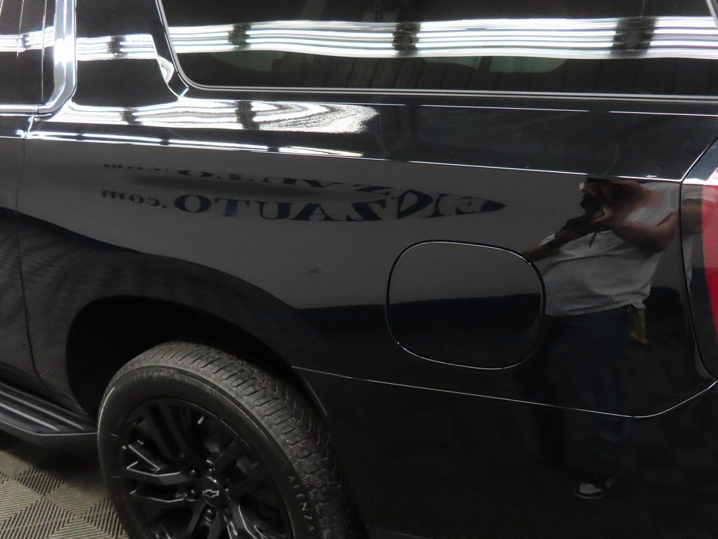 Used 2025 Chevrolet Suburban Premier AWD/4WD image 47