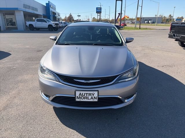 Used 2017 Chrysler 200 Limited Platinum FWD image 9