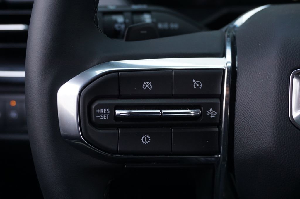 Used 2025 GMC Acadia Elevation FWD image 22