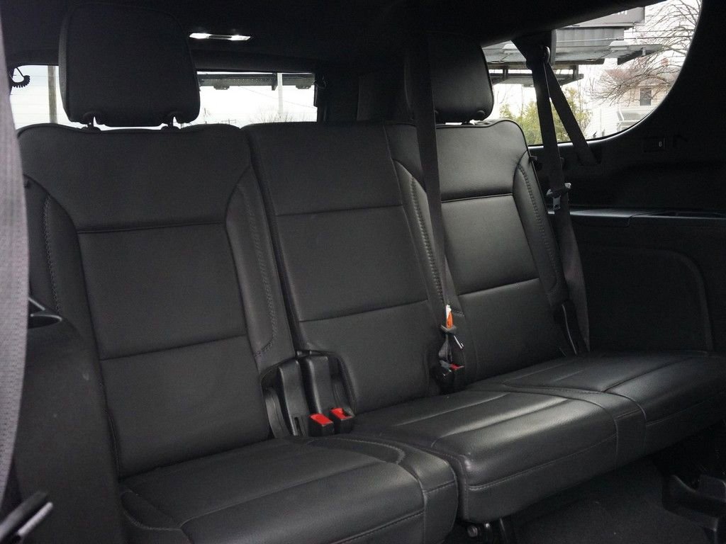 Used 2022 GMC Yukon XL Denali w/ Denali Premium Package image 38