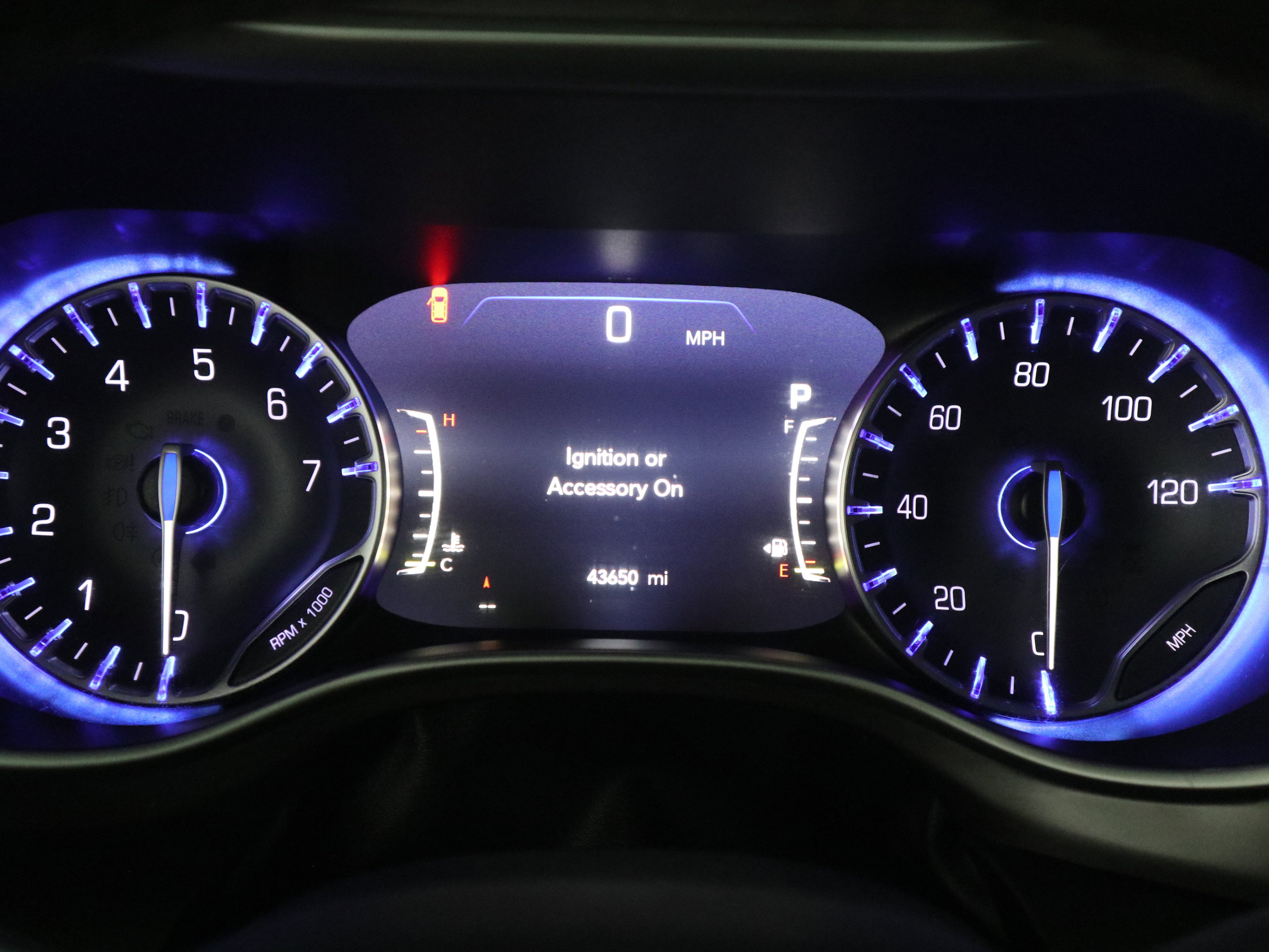 Used 2024 Chrysler Pacifica Touring-L FWD image 18