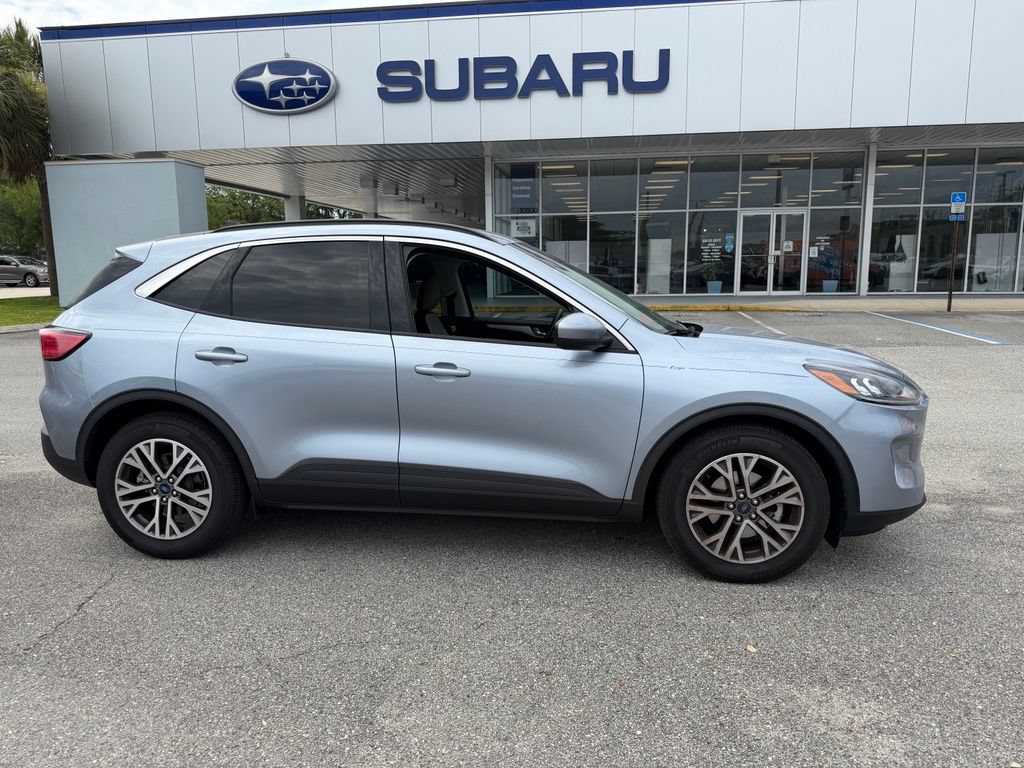 Used 2022 Ford Escape SEL FWD image 2