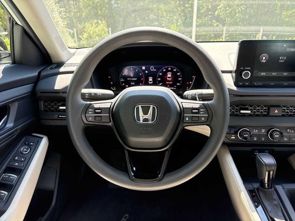 Certified 2025 Honda Accord SE image 20