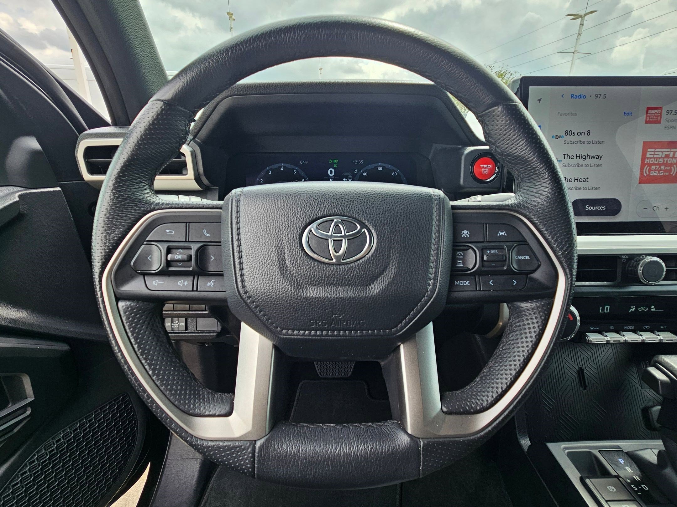 Used 2024 Toyota Tacoma TRD Off-Road image 17