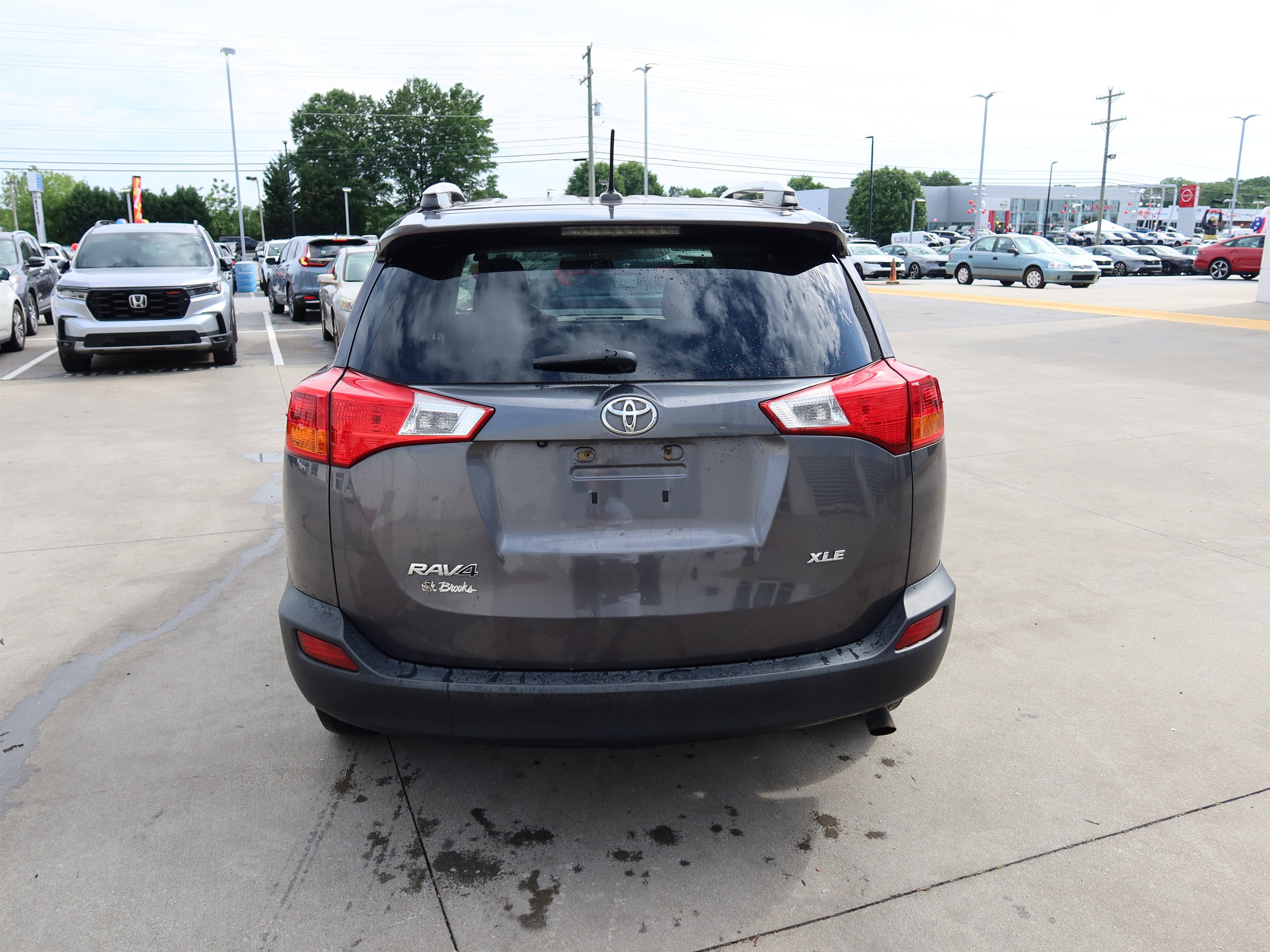 Used 2015 Toyota RAV4 XLE FWD image 5