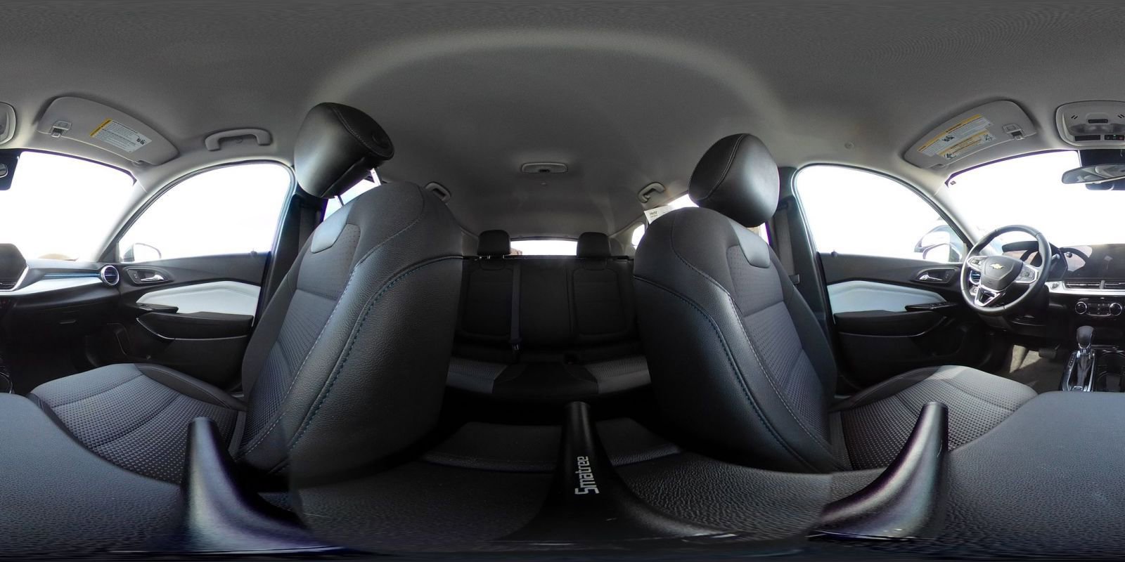 Used 2025 Chevrolet Trax LT w/ LT Convenience Package image 41