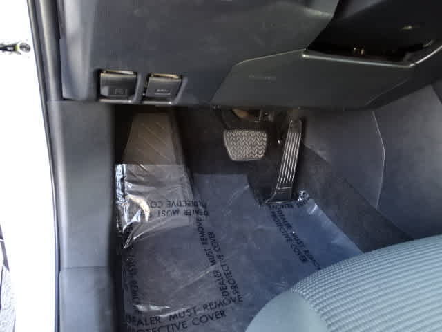 Certified 2023 Toyota RAV4 LE FWD image 16