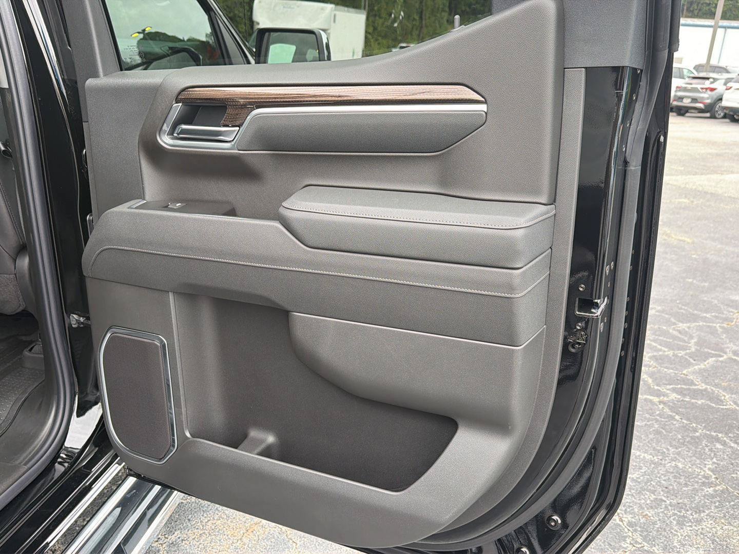 New 2026 Chevrolet Silverado 1500 LT w/ Protection Package AWD/4WD image 15