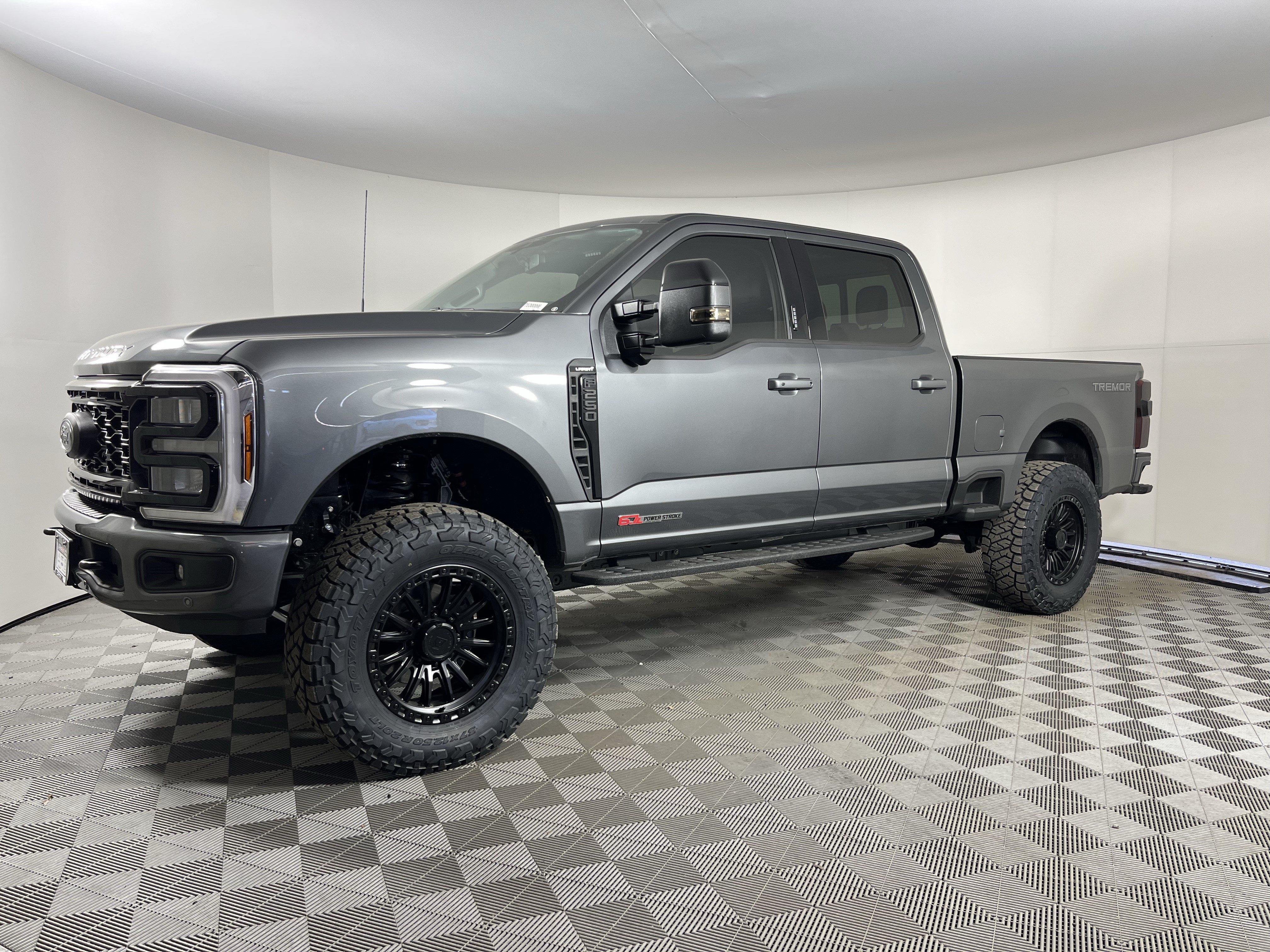 New 2026 Ford F250 Lariat w/ Tremor Off-Road Package AWD/4WD image 21
