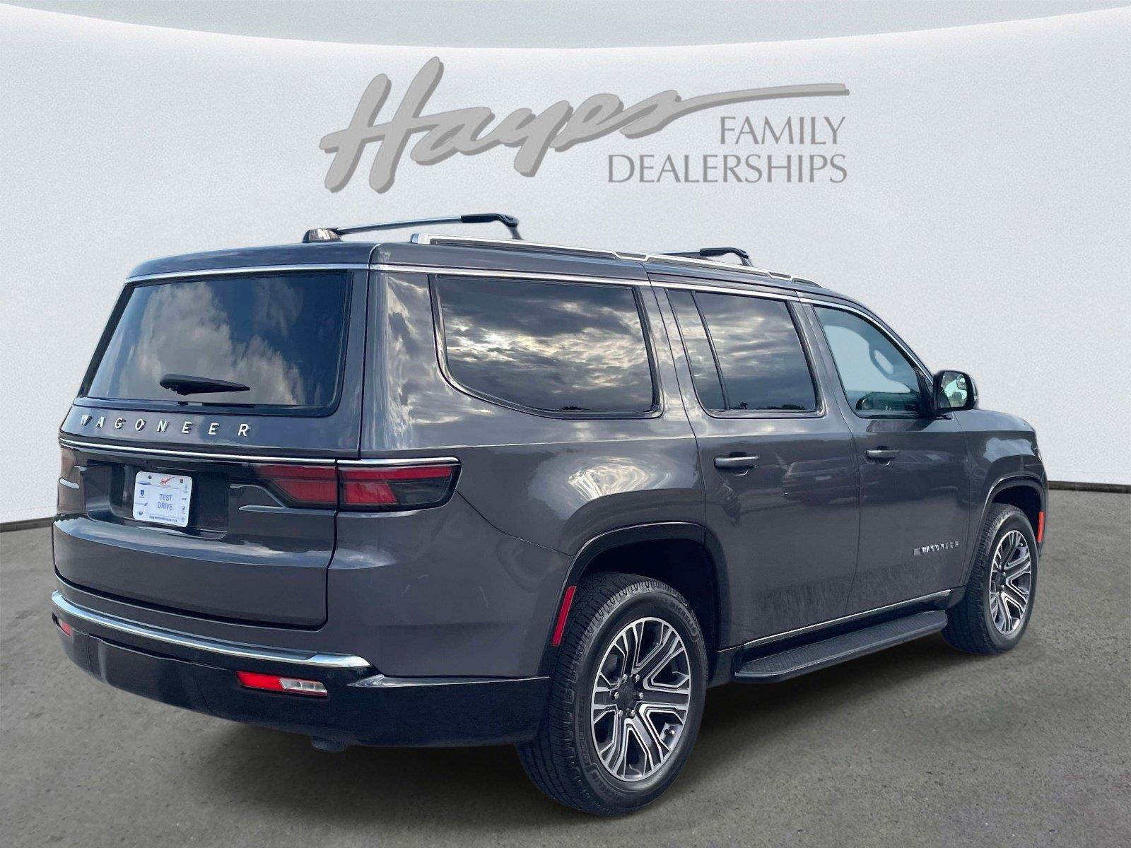 Used 2024 Jeep Wagoneer 4WD w/ Premium Group I video 3