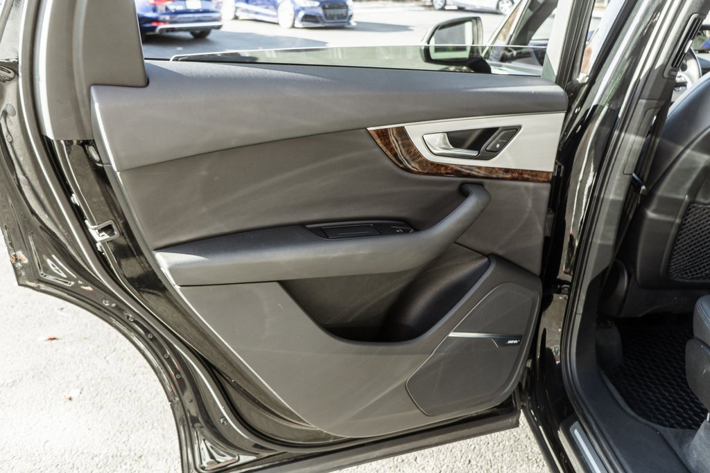 Used 2018 Audi Q7 2.0T Premium Plus w/ Premium Plus Package image 29