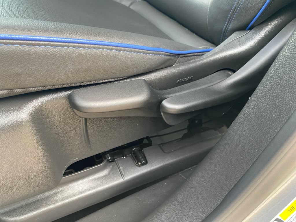 Used 2025 Buick Encore GX Sport Touring AWD/4WD image 22