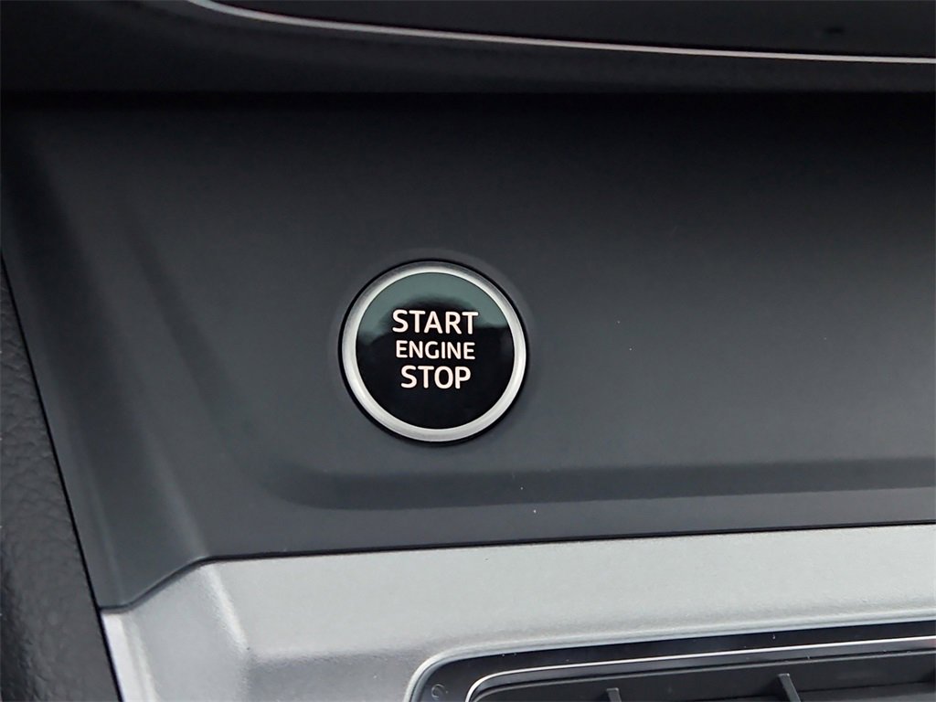 New 2025 Audi Q3 2.0T Premium image 16