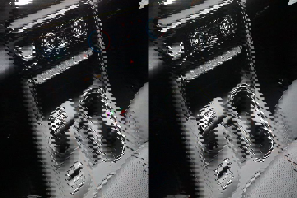 New 2026 GMC Sierra 1500 AT4 w/ AT4 Premium Package image 19