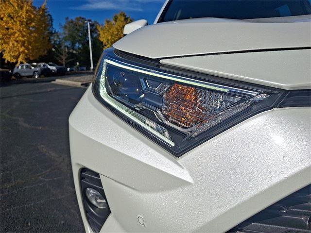 Used 2021 Toyota RAV4 Limited image 9