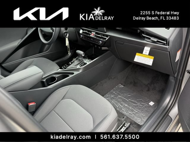 New 2026 Kia Niro LX FWD image 11
