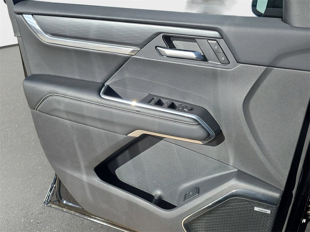 New 2025 GMC Acadia Elevation image 28