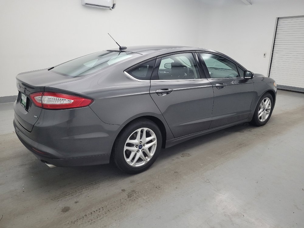 Used 2015 Ford Fusion SE FWD image 10