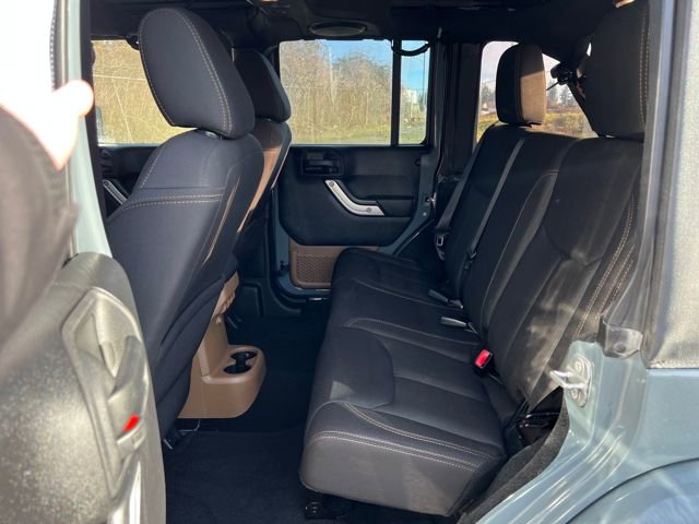 Used 2014 Jeep Wrangler Unlimited Sahara image 14