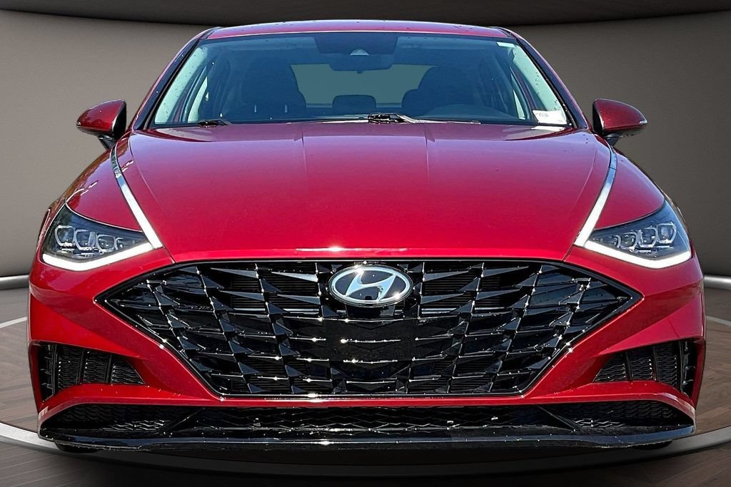 Used 2023 Hyundai Sonata SEL FWD image 2