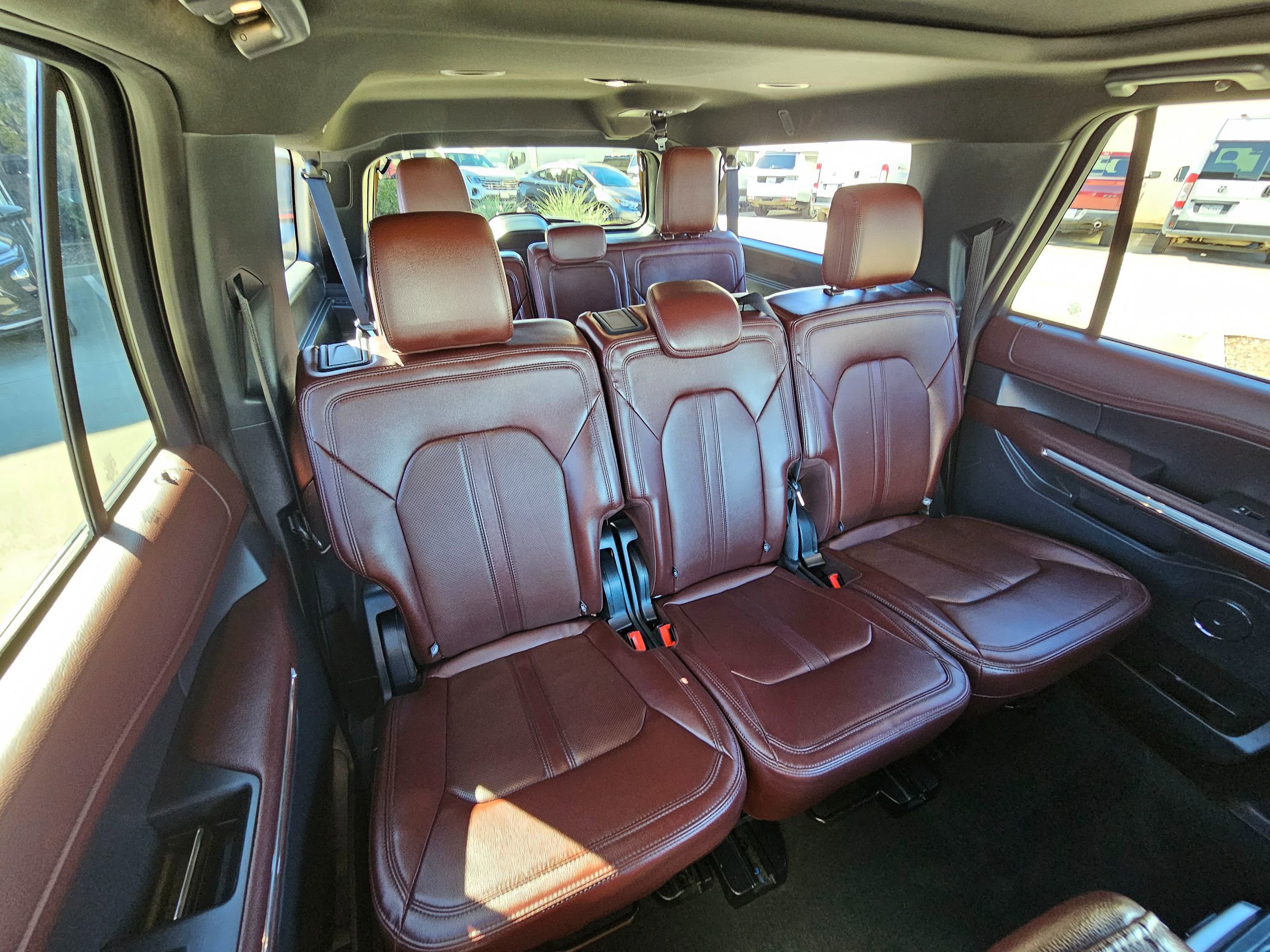 Used 2024 Ford Expedition Max Limited AWD/4WD image 34
