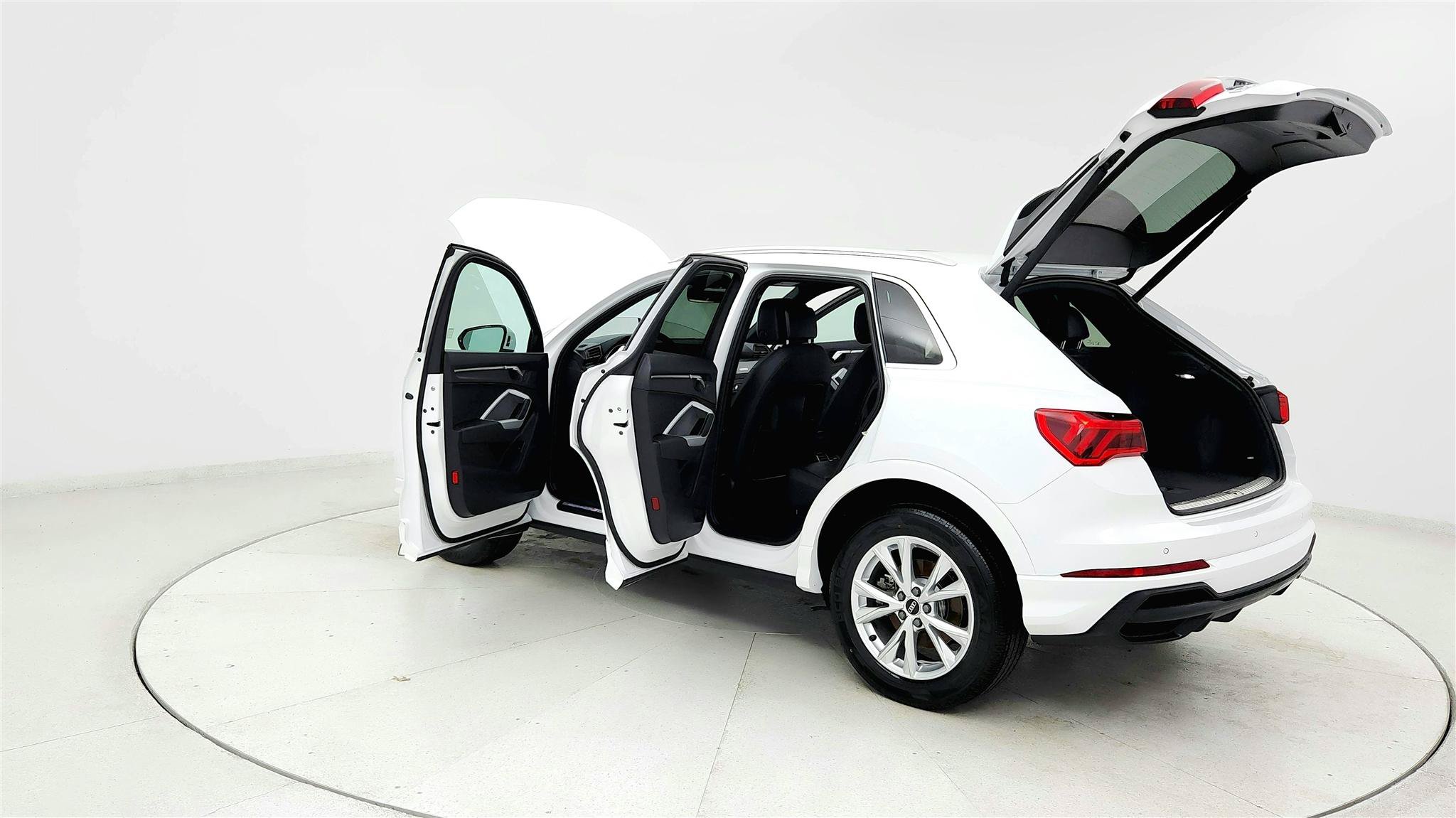 Used 2025 Audi Q3 2.0T Premium AWD/4WD image 10