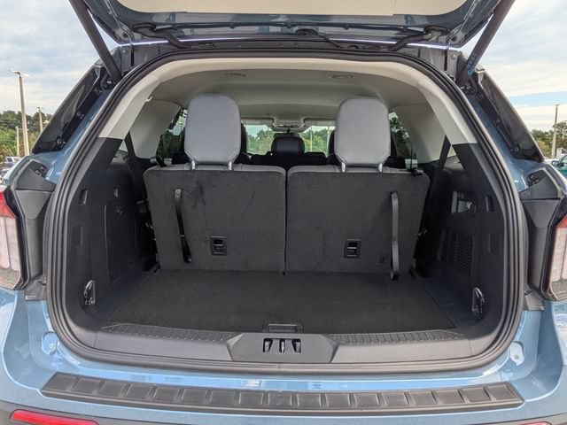 Certified 2026 Ford Explorer Active w/ Active Comfort Package RWD image 13