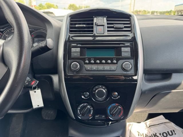 Used 2015 Nissan Versa Note SV FWD image 19