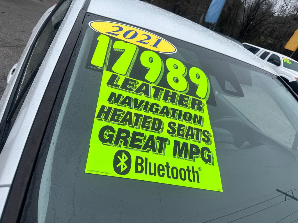 Used 2021 Toyota Prius Prime XLE image 22