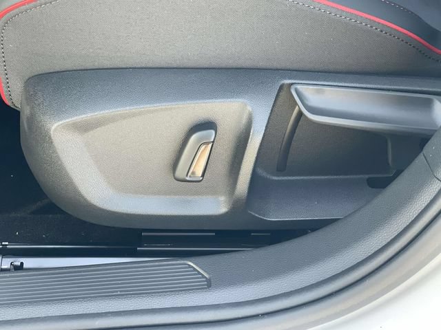 New 2026 Volkswagen GTI SE FWD image 20