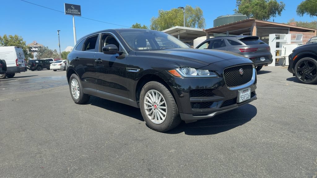 Used 2020 Jaguar F-PACE AWD/4WD image 3
