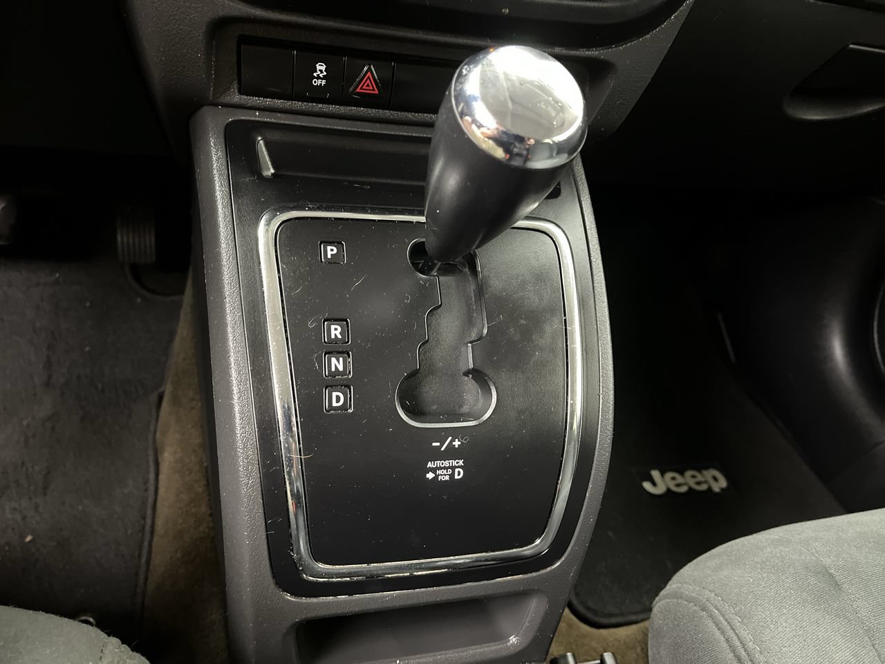 Used 2017 Jeep Patriot Sport w/ Power Value Group FWD image 16