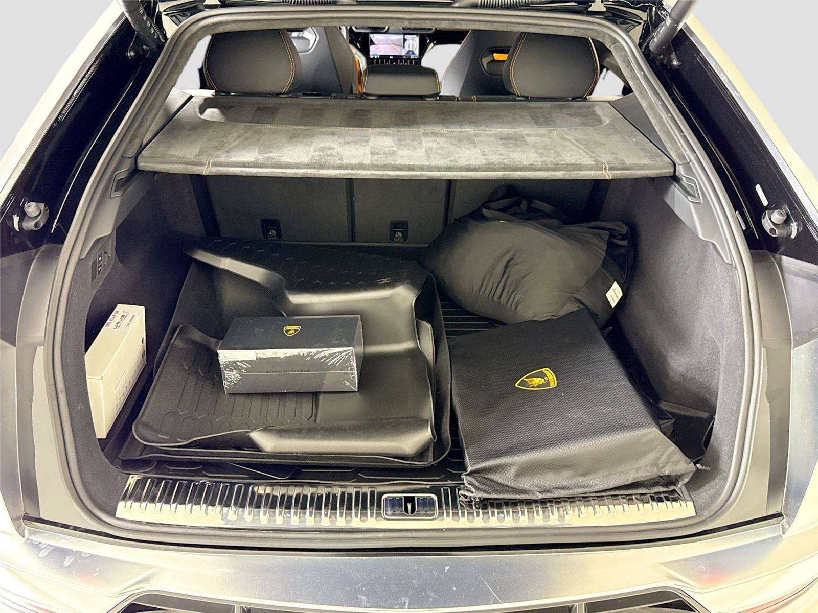 Used 2024 Lamborghini Urus S AWD/4WD image 27