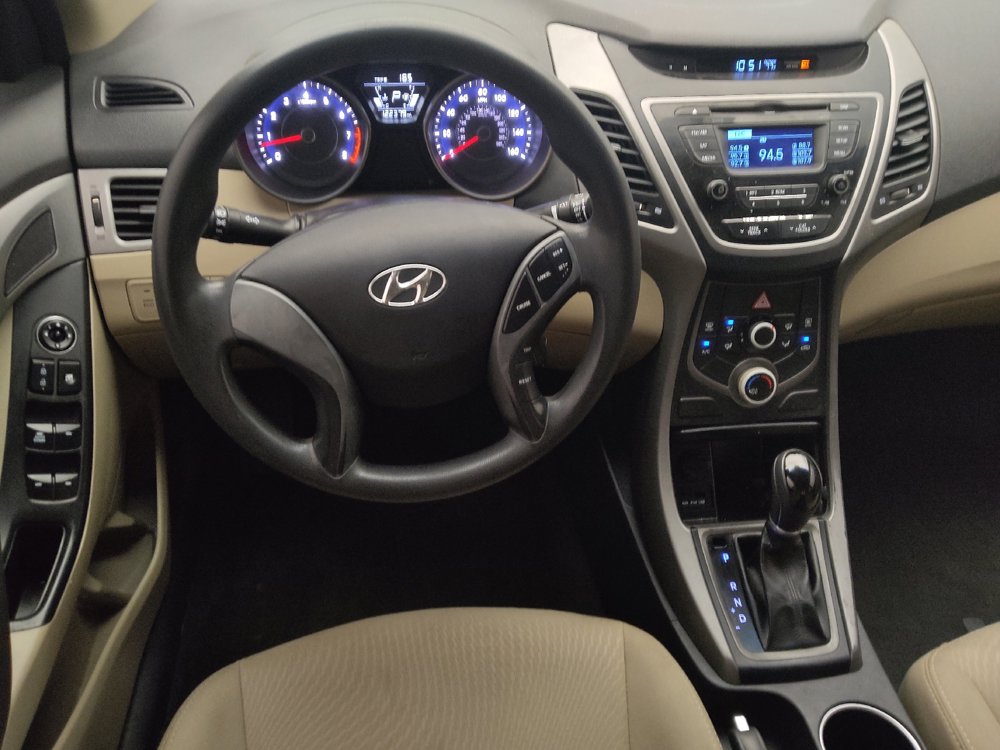 Used 2016 Hyundai Elantra SE FWD image 22
