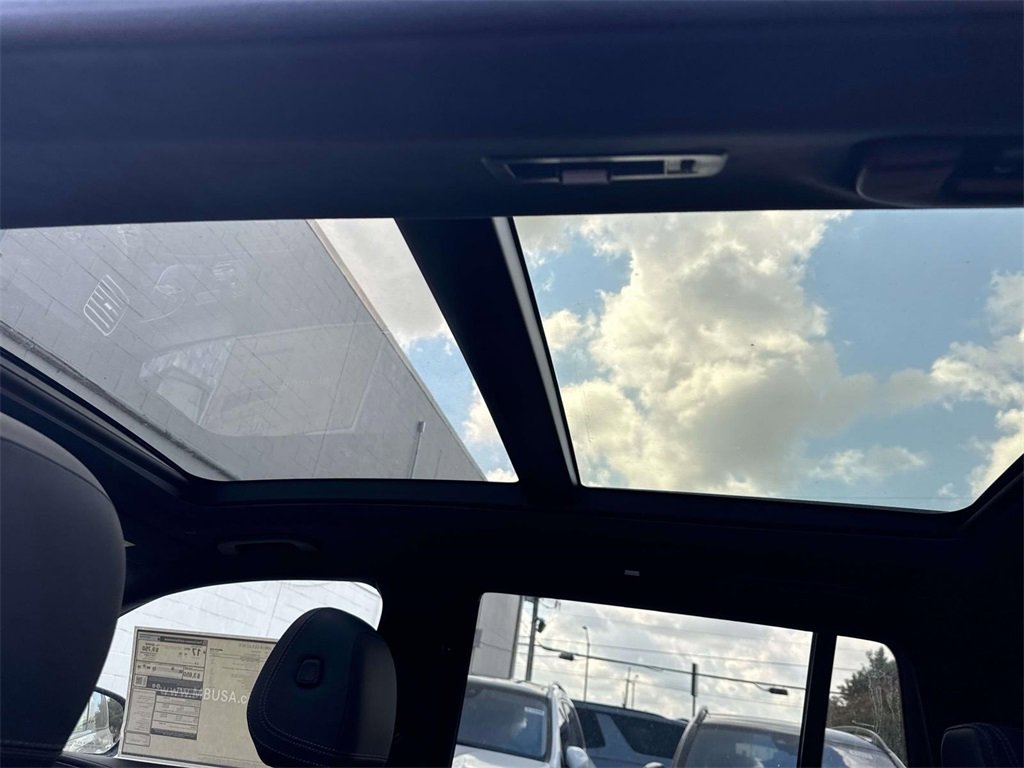 New 2026 Mercedes-Benz GLS 63 AMG 4MATIC image 9