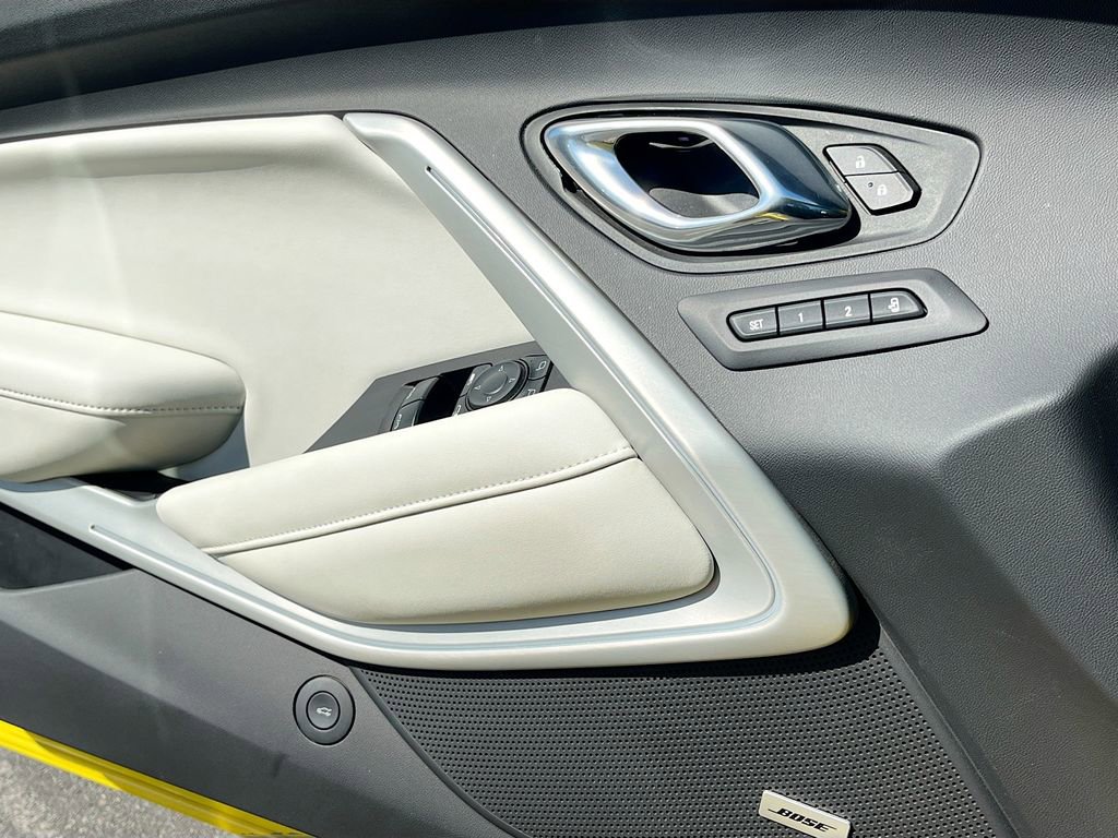 Used 2016 Chevrolet Camaro SS image 18