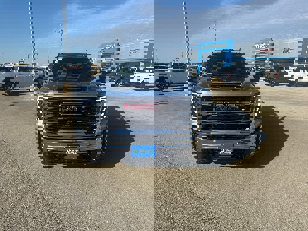 New 2026 GMC Sierra 3500 SLT w/ SLT Premium Package