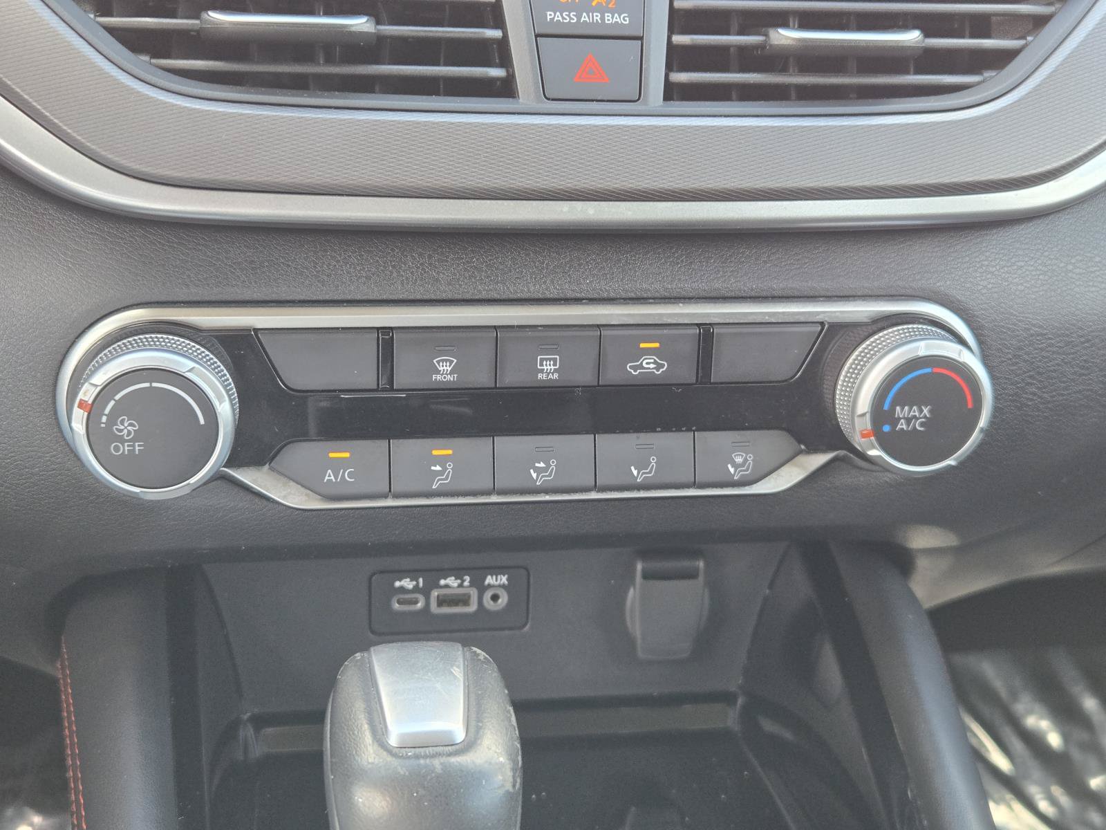Used 2025 Nissan Altima 2.5 SR FWD image 11