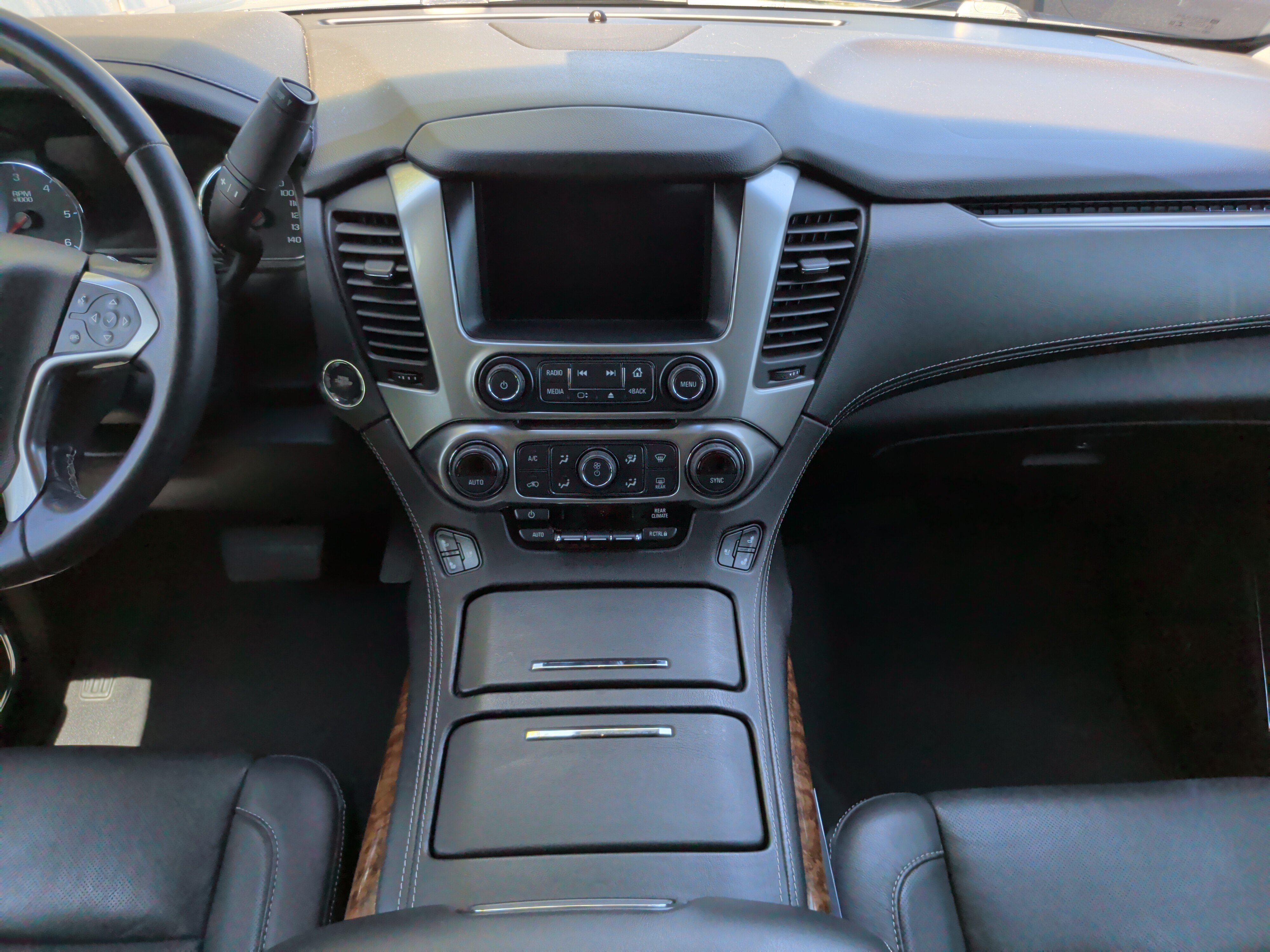 Used 2019 Chevrolet Tahoe Premier RWD image 34
