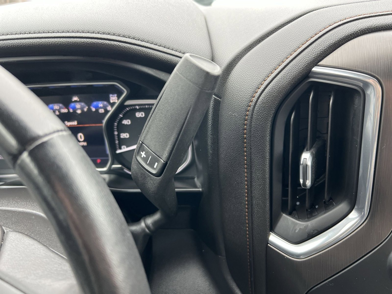 Used 2021 GMC Sierra 1500 AT4 w/ Technology Package image 22